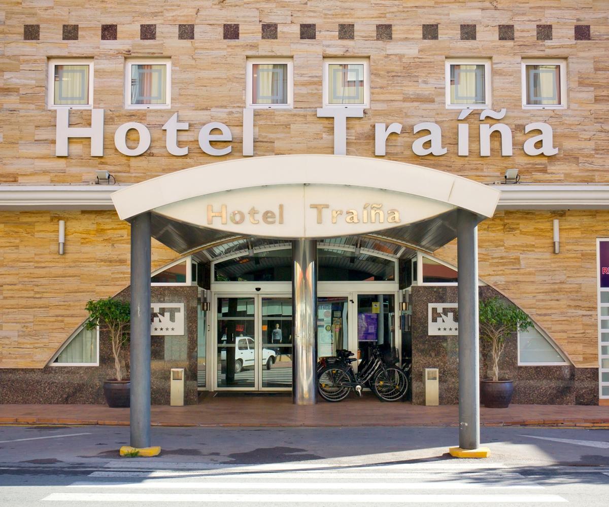 Hotel Traina ซานเปรโดเดลปีนาตาร์ ภายนอก รูปภาพ
